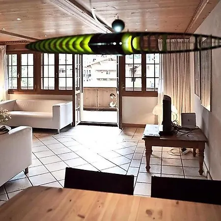 Apartment Unter-gstaad Sleeps 4 Wifi